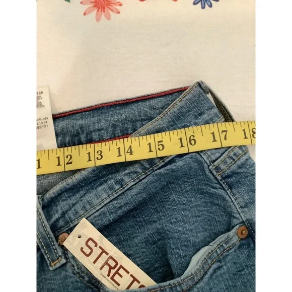 Levis 550 Relaxed Boot Cut Jeans Womens 18W Medium Wash Stretch Denim 291018-334 - Picture 7 of 14